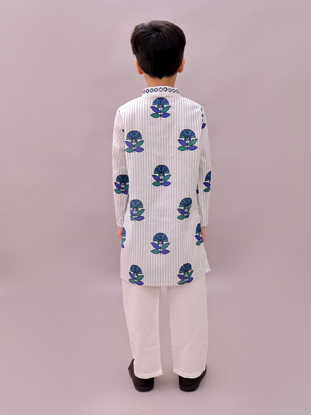 Shor-Gul White Kurta Pyjama Set For Boys