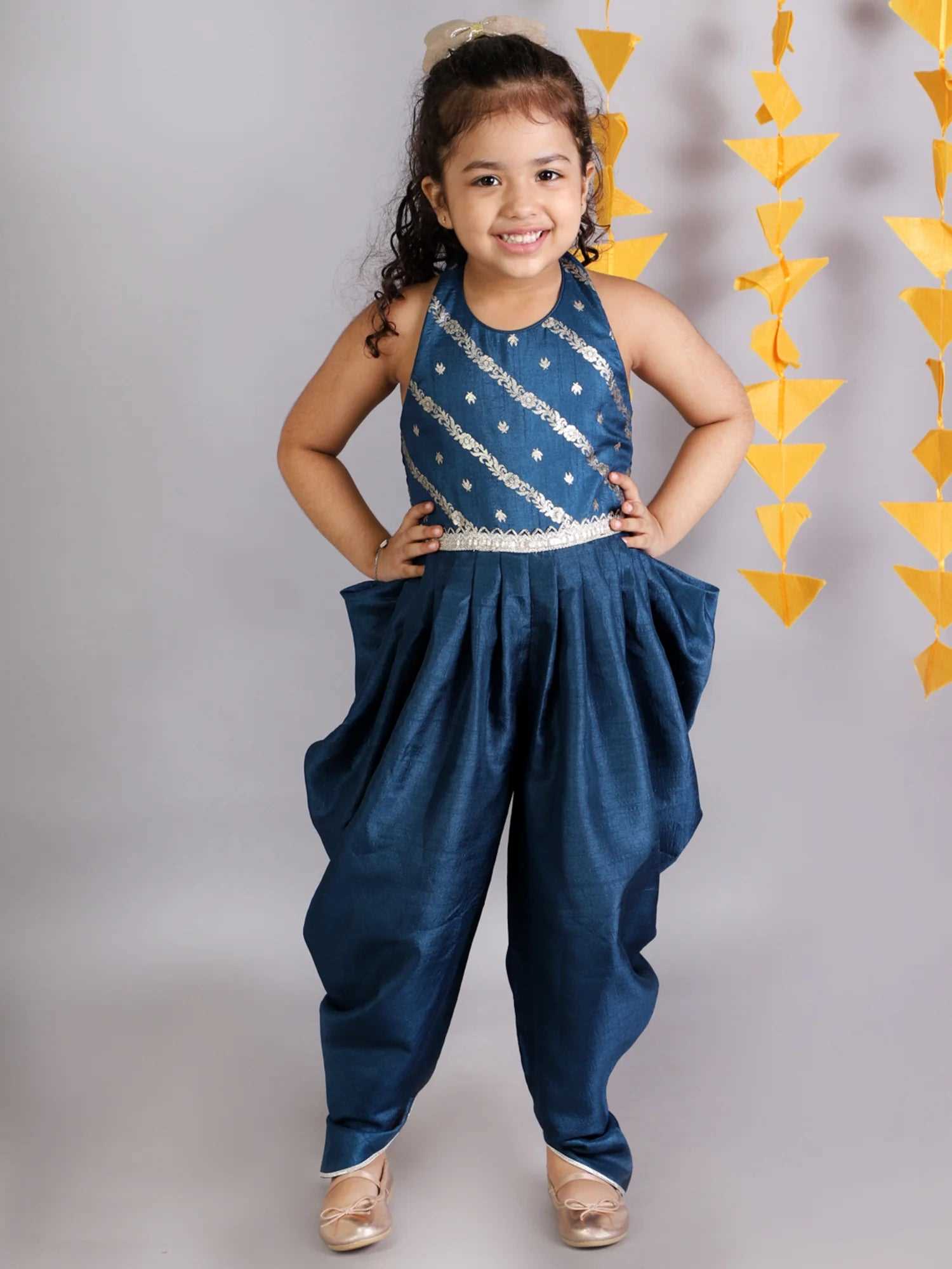 Girls jamavar printed jumpsuit