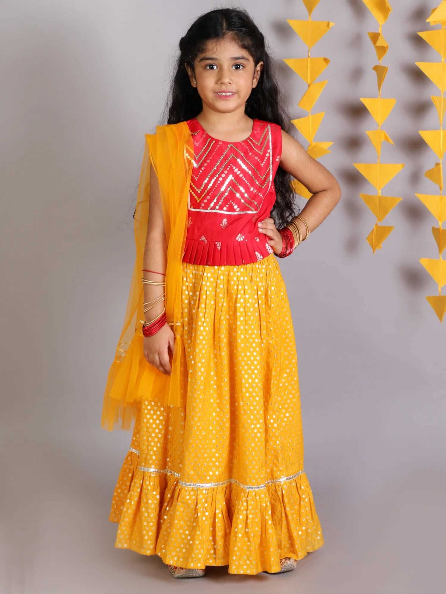 Girls jamavar choli with brocade ghaghra & dupatta