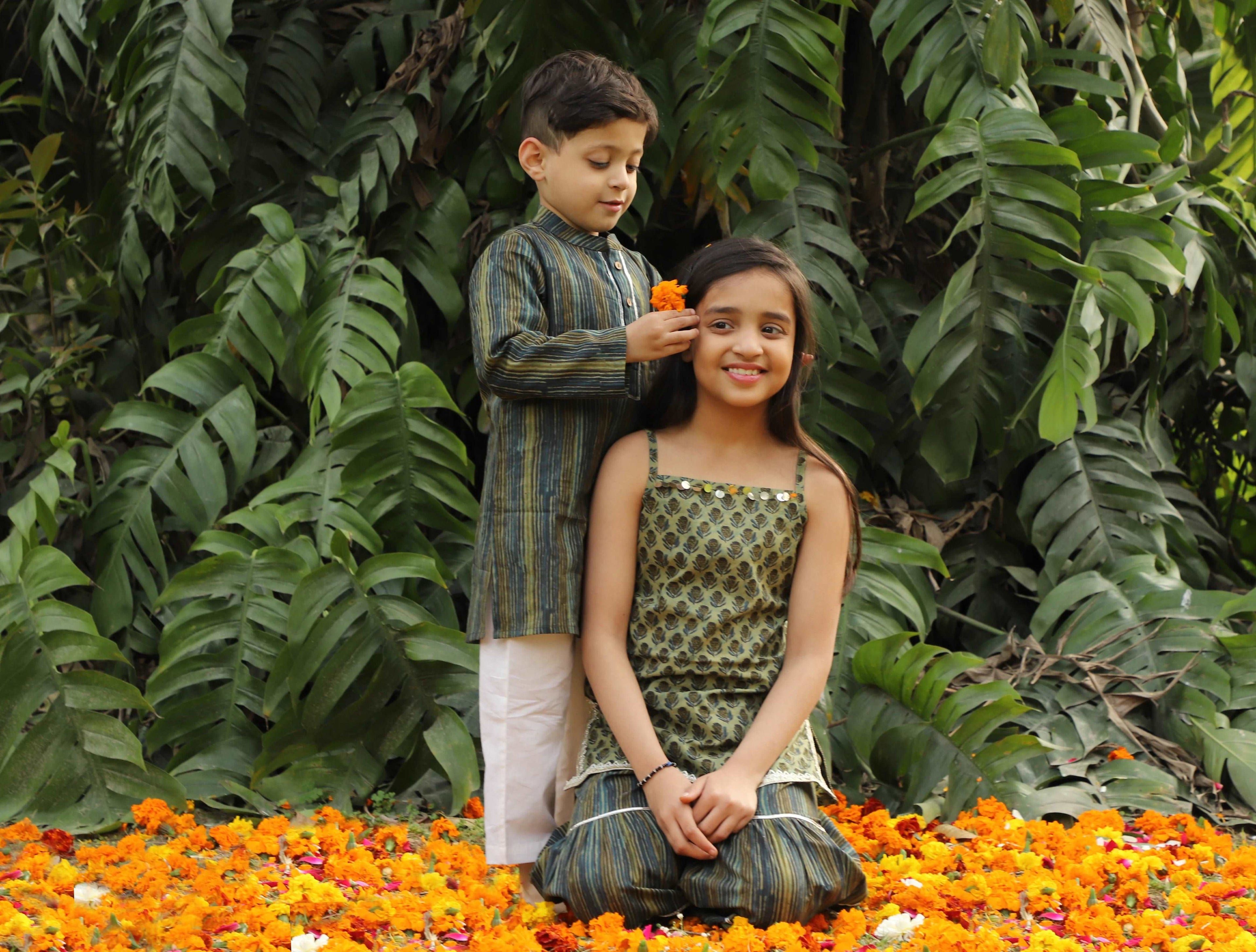 Boys stylish printed cambric kurta with pyjama set
