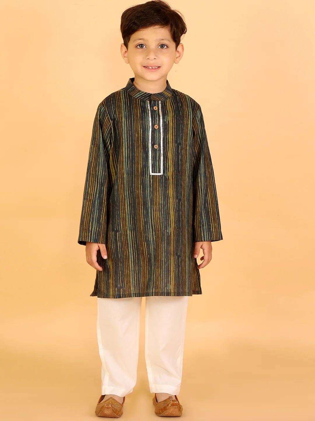 Boys stylish printed cambric kurta with pyjama set