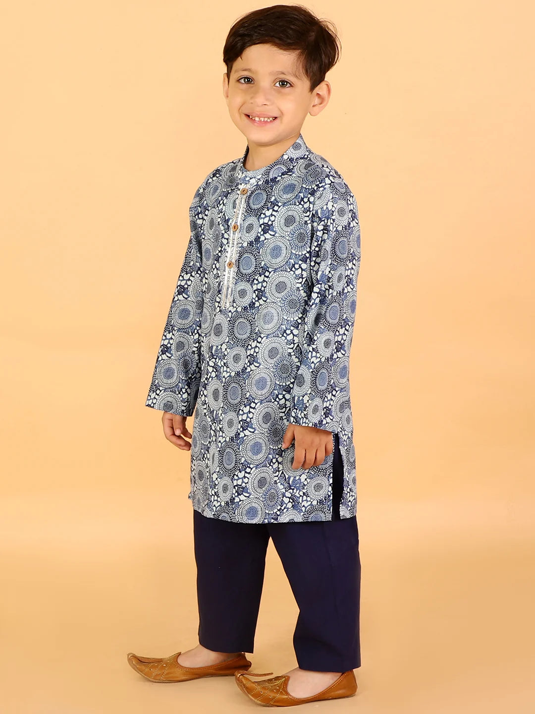 Boys stylish Folklore print cotton kurta with pyjama set