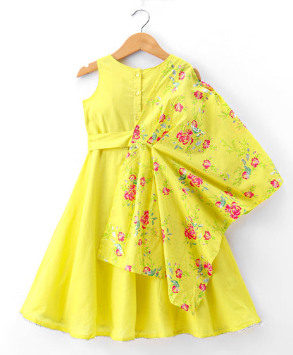 Girls maxi with lace work