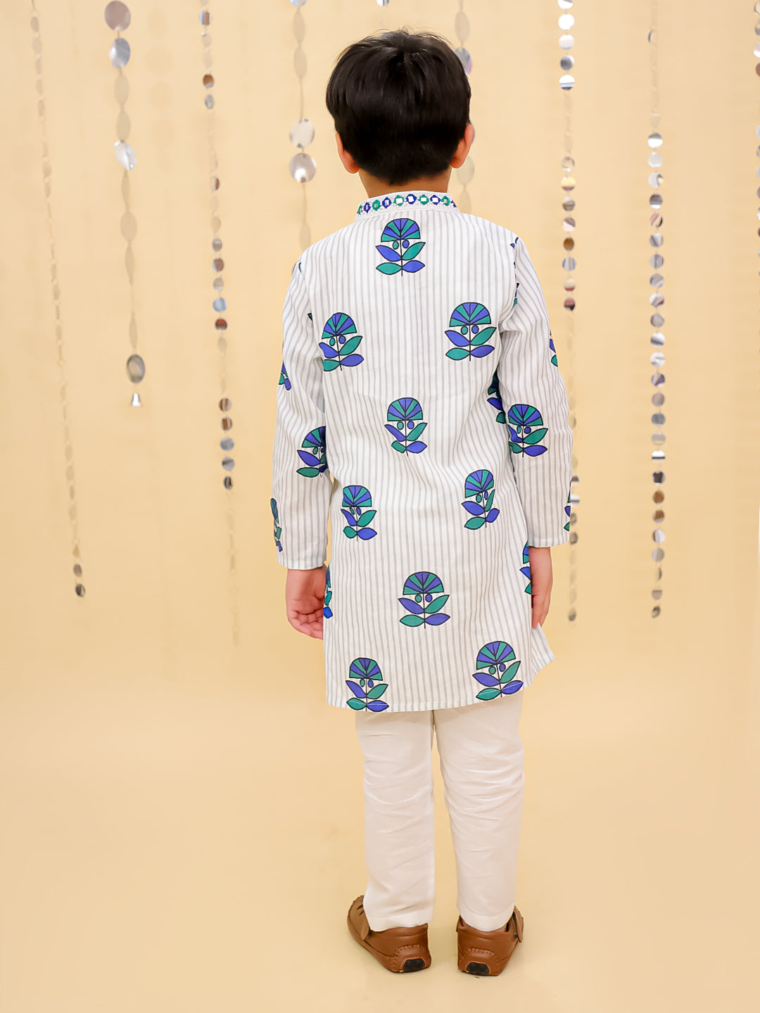 Shor-Gul White Kurta For Boys