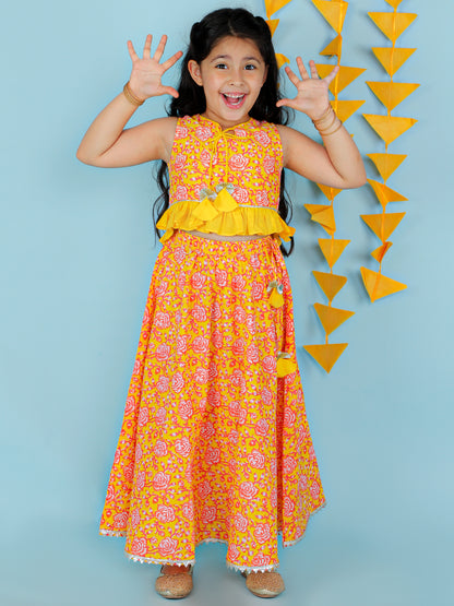 Girls Stylish Folklore printed Ghaghara choli set