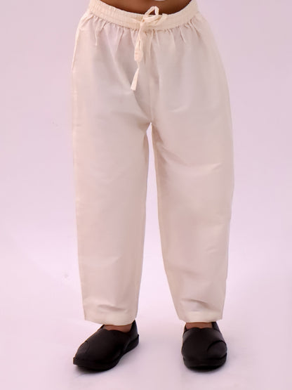 Mishti Off White Kurta and Pyjama For Boys
