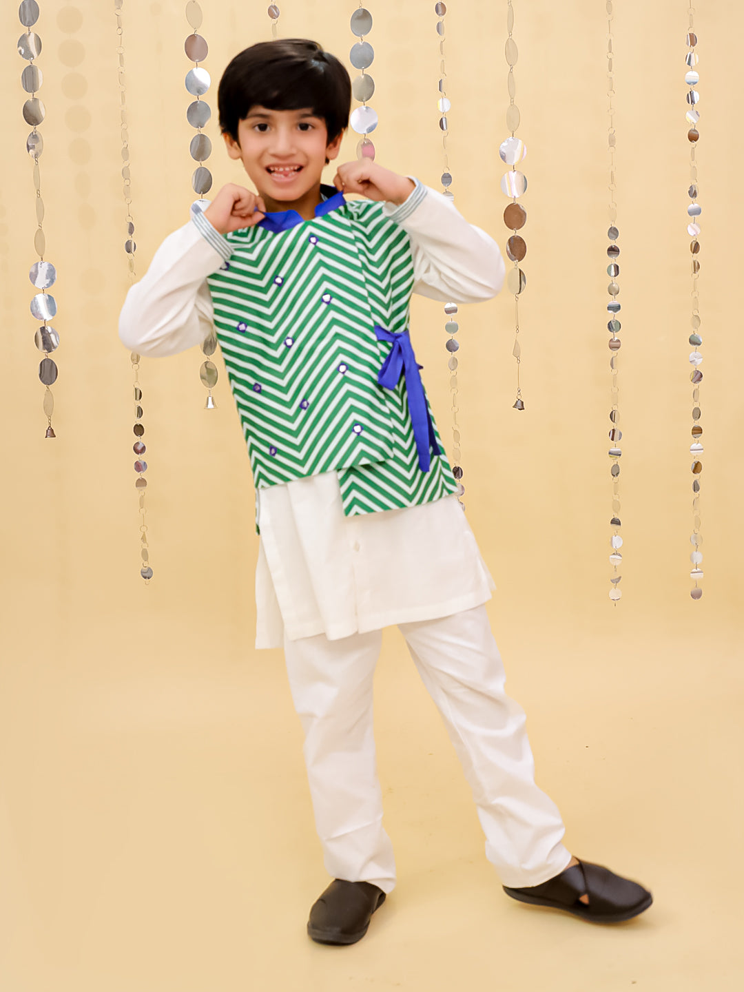 Shor-Gul White Kurta Pyjama with Green Jacket Set For Boys
