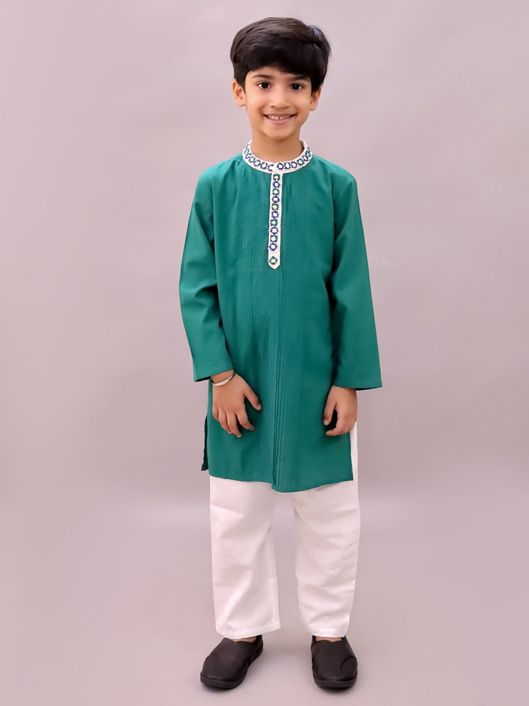 Shor-Gul Green Kurta Pyjama Set For Boys