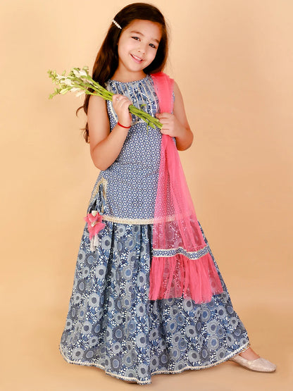 Girls stylish Folklore printed kurta with ghaghra &amp; dupatta set