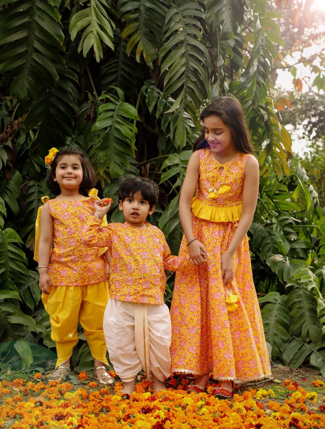 Girls Stylish Folklore printed Ghaghara choli set