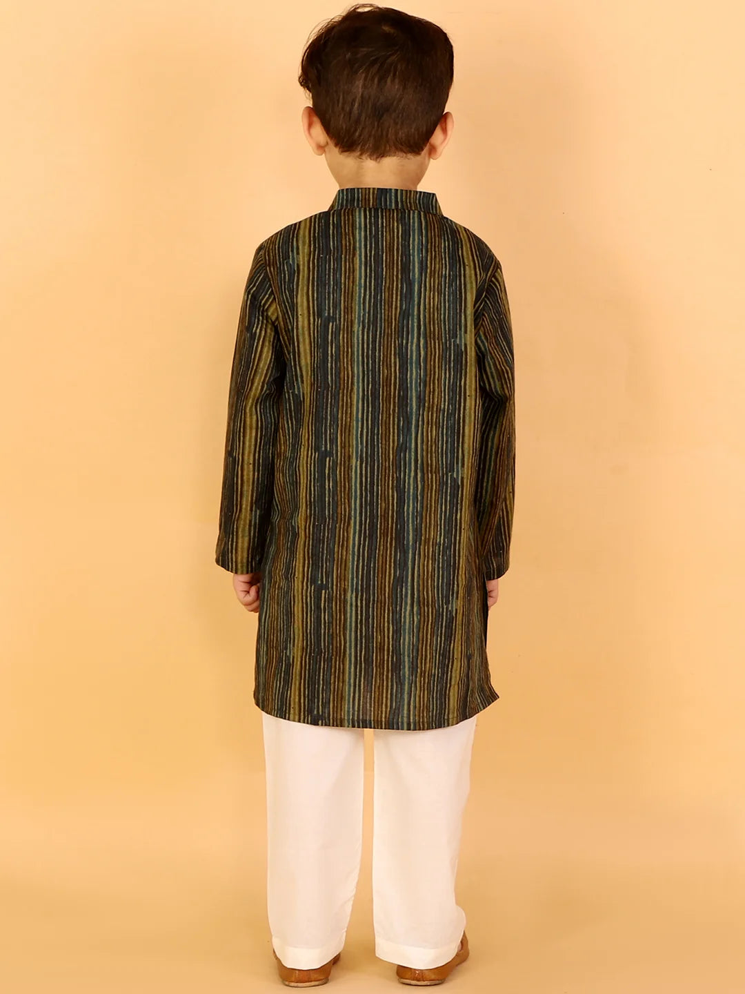 Boys stylish printed cambric kurta with pyjama set